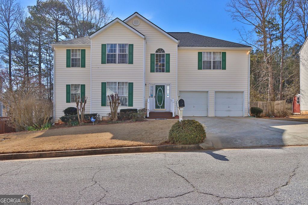 1018 Carriage Trace Circle, Stone Mountain, GA 30087