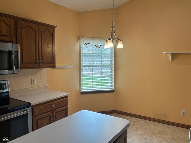 4964 W Cedar Cove Drive, New Palestine, IN 46163