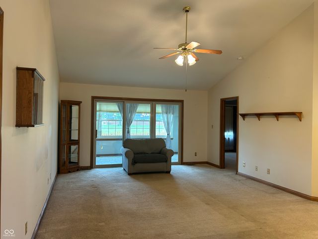 4964 W Cedar Cove Drive, New Palestine, IN 46163