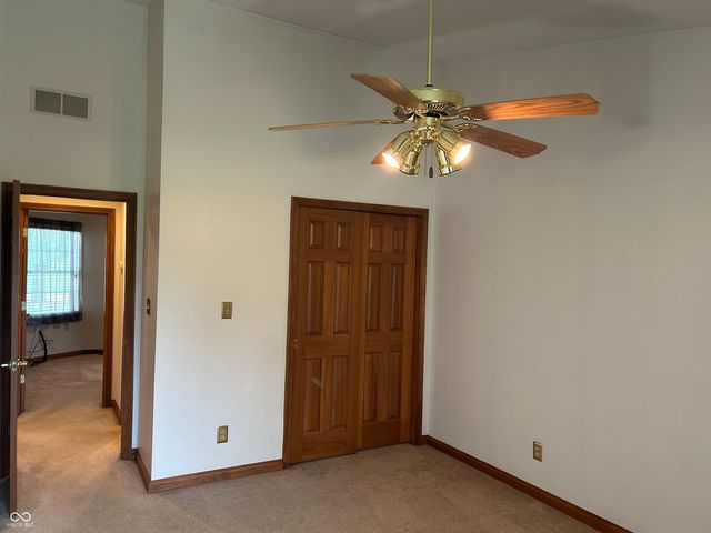 4964 W Cedar Cove Drive, New Palestine, IN 46163