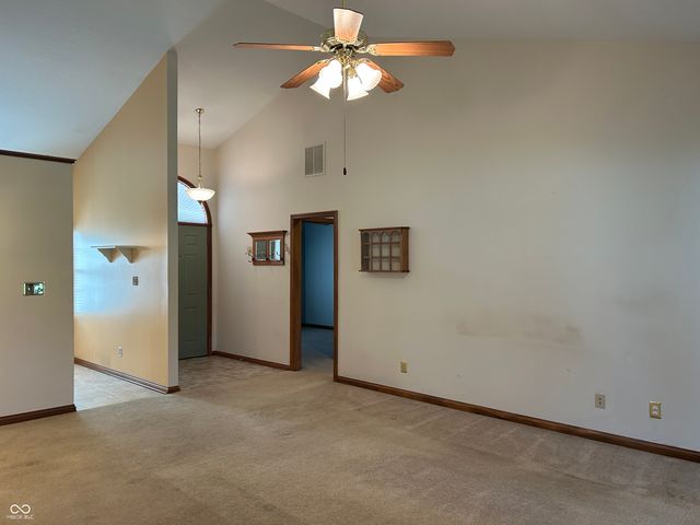 4964 W Cedar Cove Drive, New Palestine, IN 46163