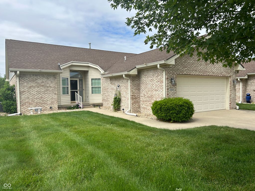 4964 W Cedar Cove Drive, New Palestine, IN 46163