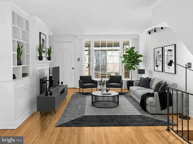 2420 NW I ST NW, Washington, DC 20037