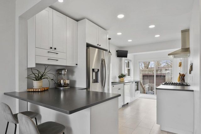 2741 Milwaukee Street, Madison, WI 53704