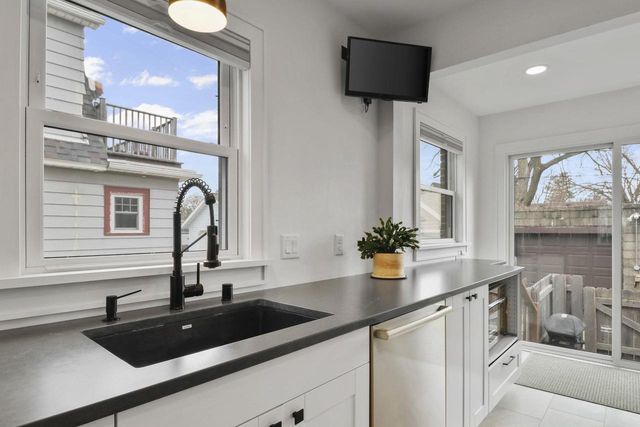 2741 Milwaukee Street, Madison, WI 53704