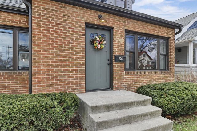 2741 Milwaukee Street, Madison, WI 53704