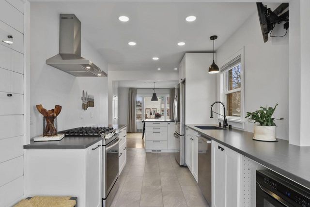 2741 Milwaukee Street, Madison, WI 53704