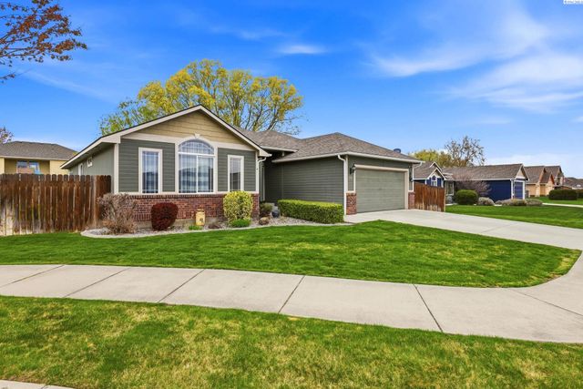 302 S Penn Street, Kennewick, WA 99336