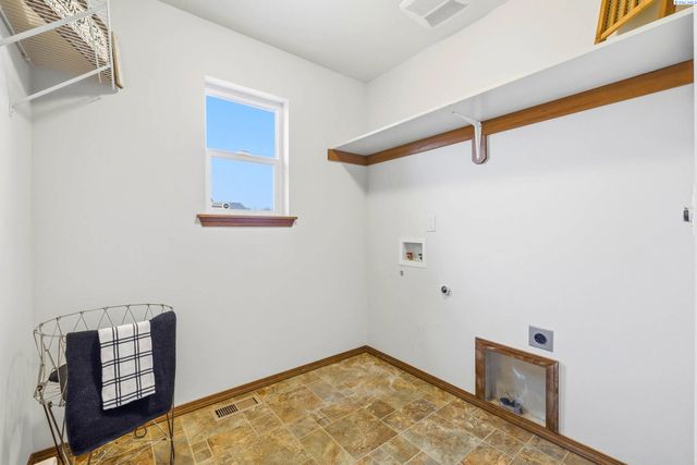 302 S Penn Street, Kennewick, WA 99336