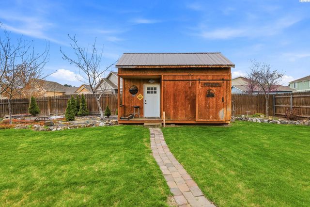 302 S Penn Street, Kennewick, WA 99336