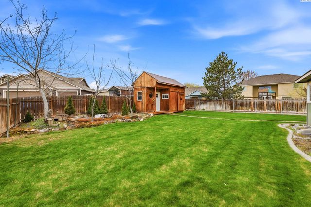 302 S Penn Street, Kennewick, WA 99336