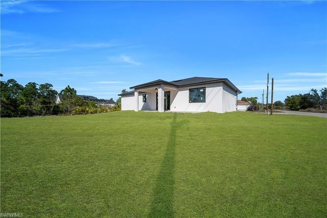 3001 41ST ST W, Lehigh Acres, FL 33971