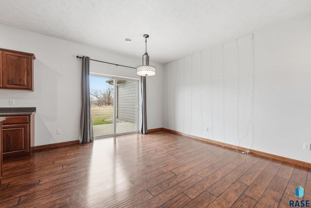 4329 W Shipton St Street, Sioux Falls, SD 57108