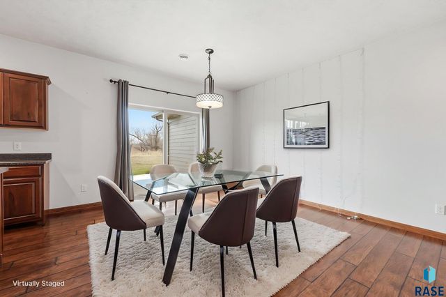 4329 W Shipton St Street, Sioux Falls, SD 57108