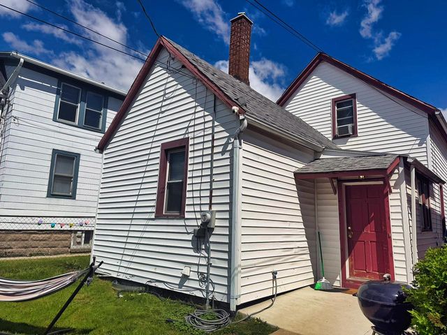 1209 Monroe AVENUE, South Milwaukee, WI 53172