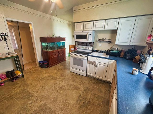 1209 Monroe AVENUE, South Milwaukee, WI 53172