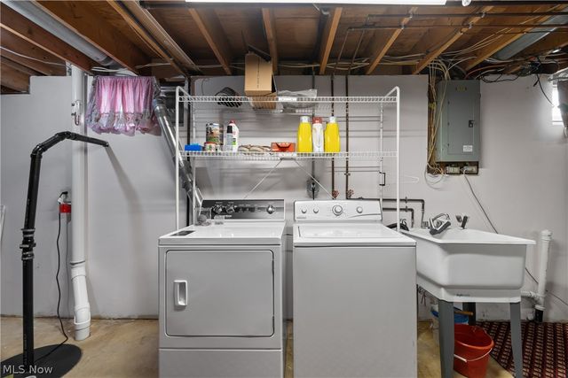 542 Snively Avenue NW, Massillon, OH 44646