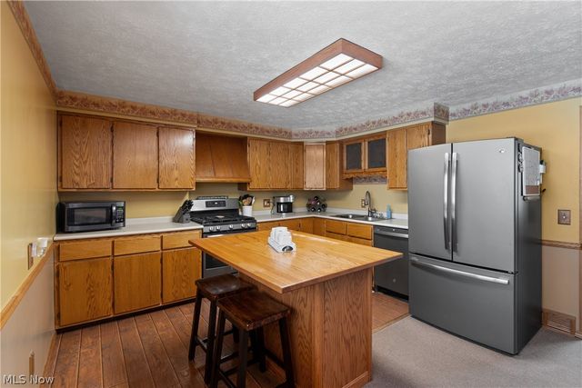 542 Snively Avenue NW, Massillon, OH 44646