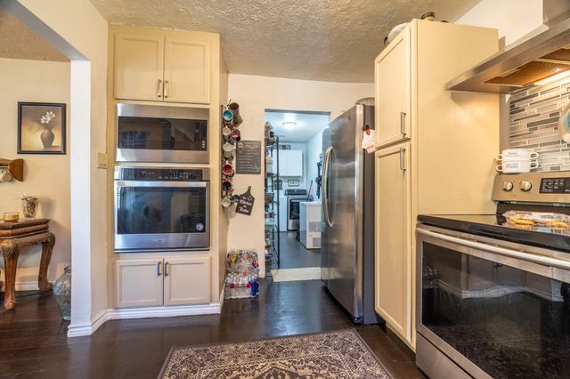 708 Plum Grove Road, Cleveland, TX 77327
