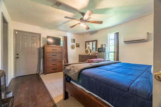 708 Plum Grove Road, Cleveland, TX 77327