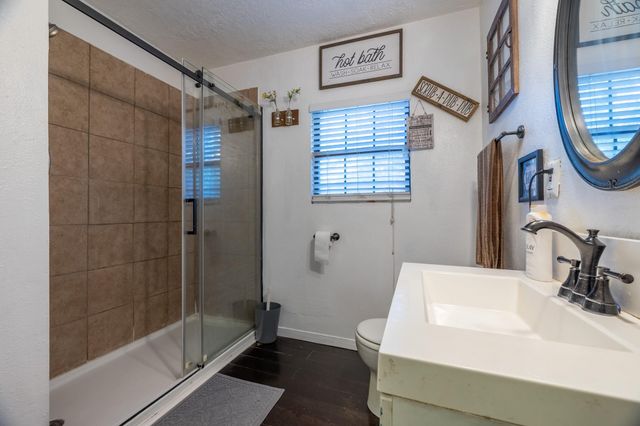 708 Plum Grove Road, Cleveland, TX 77327