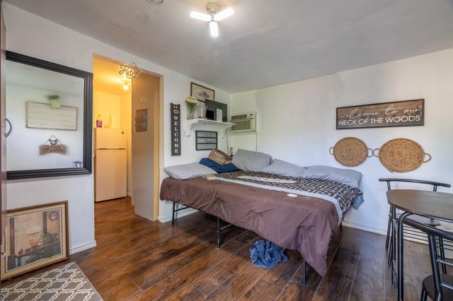 708 Plum Grove Road, Cleveland, TX 77327