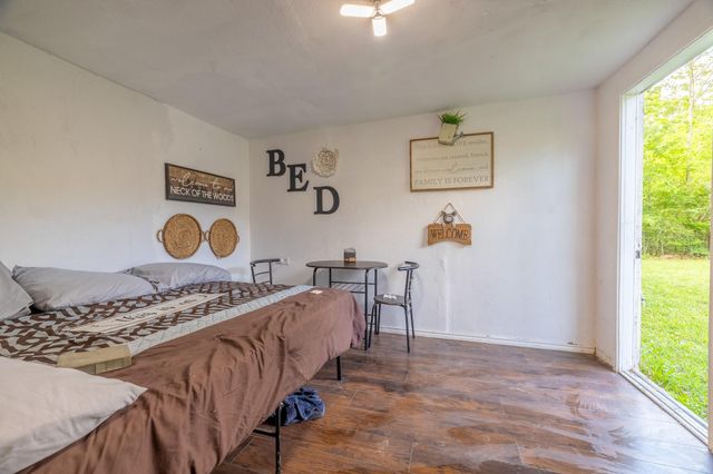 708 Plum Grove Road, Cleveland, TX 77327