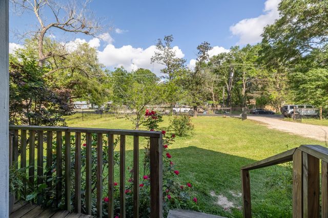 708 Plum Grove Road, Cleveland, TX 77327