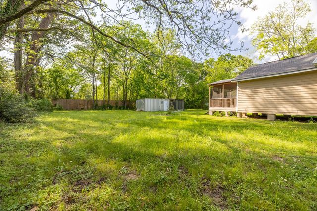 708 Plum Grove Road, Cleveland, TX 77327