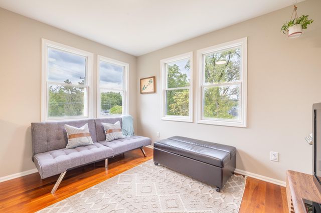 9435 McGregor Road, Pinckney, MI 48169