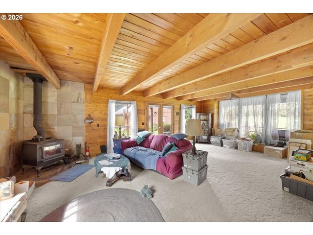 5089 N MYRTLE Rd, Myrtle Creek, OR 97457