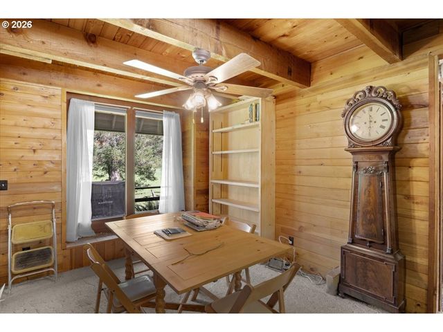 5089 N MYRTLE Rd, Myrtle Creek, OR 97457