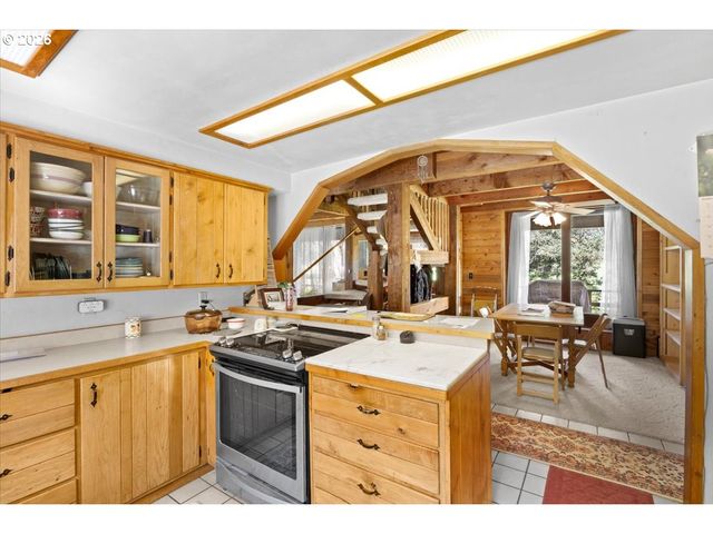 5089 N MYRTLE Rd, Myrtle Creek, OR 97457