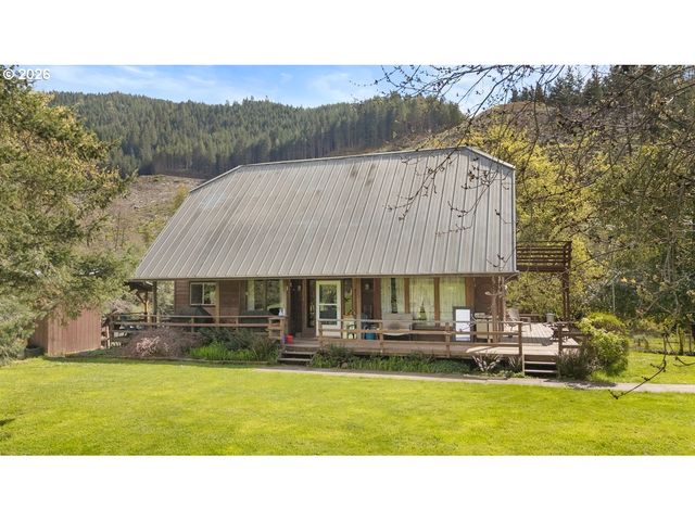 5089 N MYRTLE Rd, Myrtle Creek, OR 97457