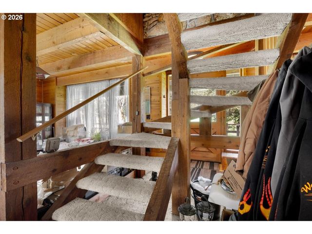 5089 N MYRTLE Rd, Myrtle Creek, OR 97457