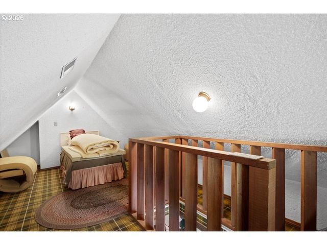 5089 N MYRTLE Rd, Myrtle Creek, OR 97457