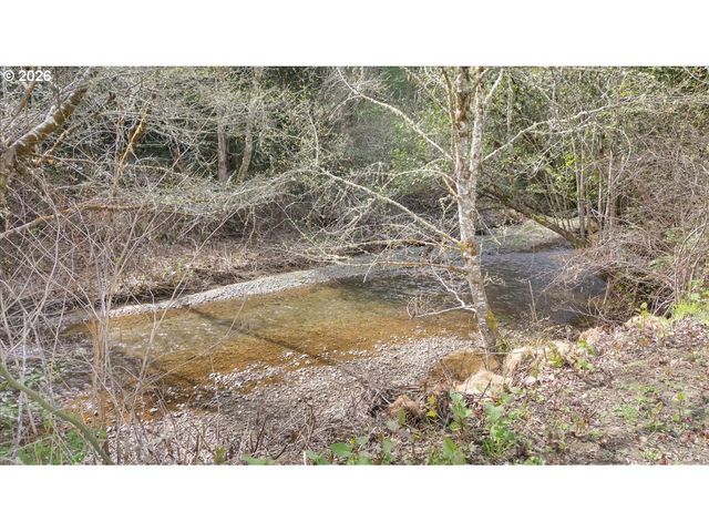 5089 N MYRTLE Rd, Myrtle Creek, OR 97457