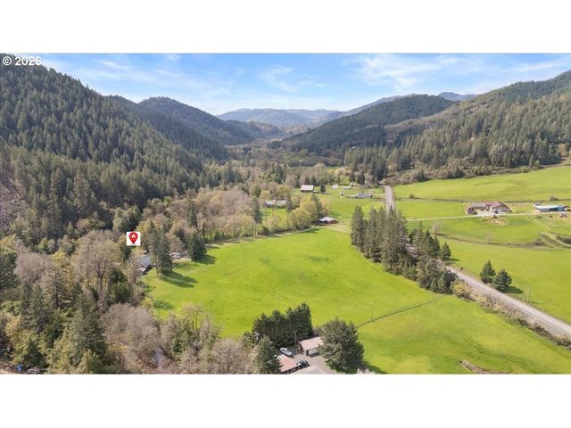 5089 N MYRTLE Rd, Myrtle Creek, OR 97457