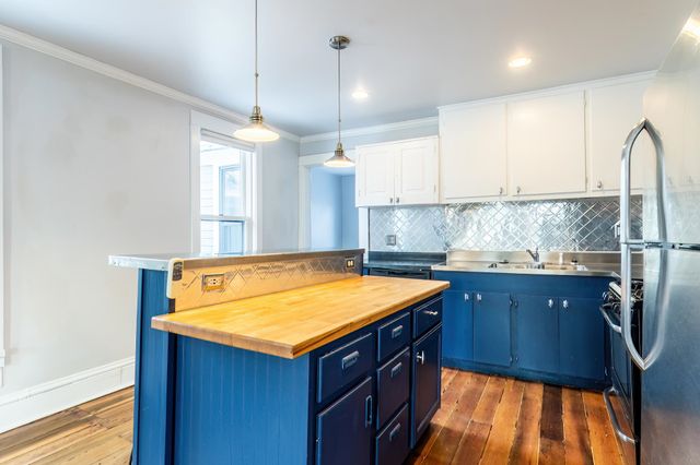 1020 W Wayne Street Apt 201, Fort Wayne, IN 46802