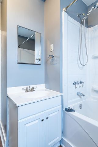 1020 W Wayne Street Apt 201, Fort Wayne, IN 46802