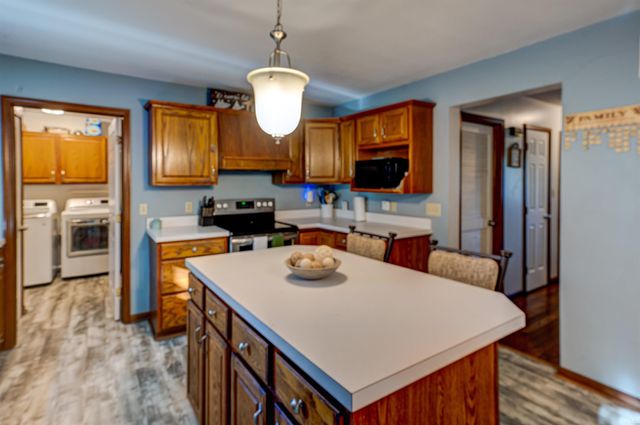 420 S Ornament East, Santa Claus, IN 47579