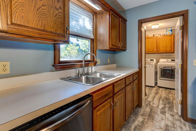 420 S Ornament East, Santa Claus, IN 47579