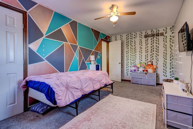 420 S Ornament East, Santa Claus, IN 47579