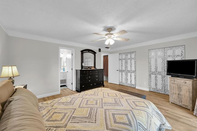 31 Lake Vista Trail 205, Port St. Lucie, FL 34952