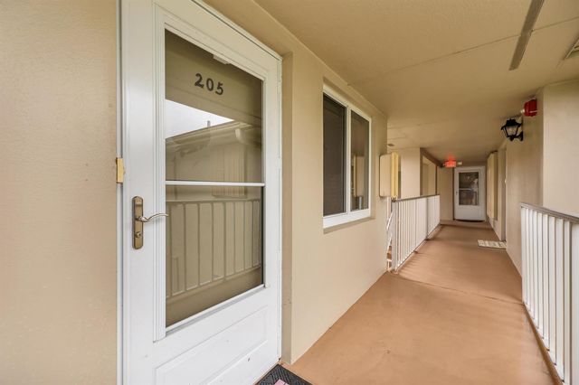 31 Lake Vista Trail 205, Port St. Lucie, FL 34952