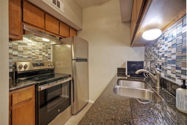 3316 Guadalupe ST 309, Austin, TX 78705