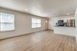 1001 N Crawford Street B1, Dallas, TX 75203