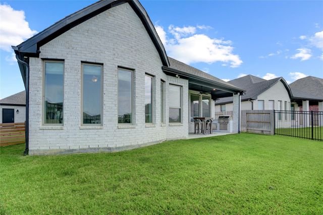 619 Rita Blanca, Webster, TX 77598