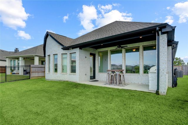 619 Rita Blanca, Webster, TX 77598