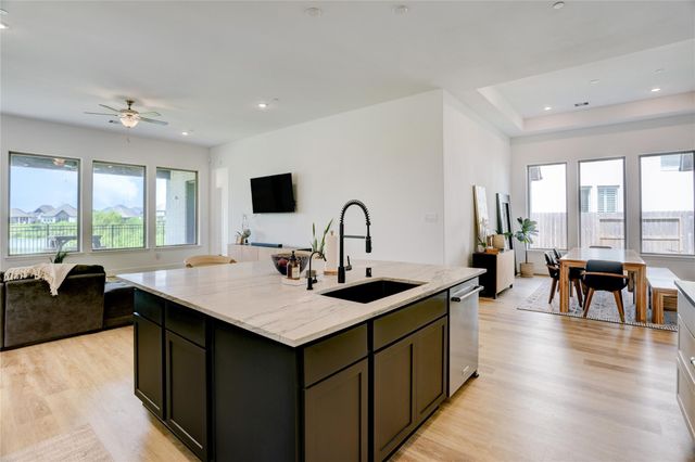 619 Rita Blanca, Webster, TX 77598